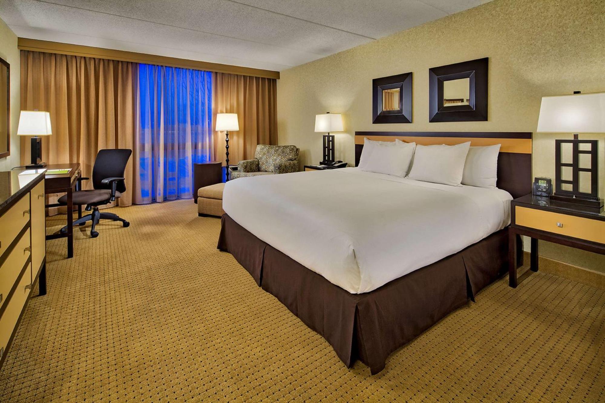 Doubletree By Hilton Chicago - Arlington Heights Hotel Exterior photo