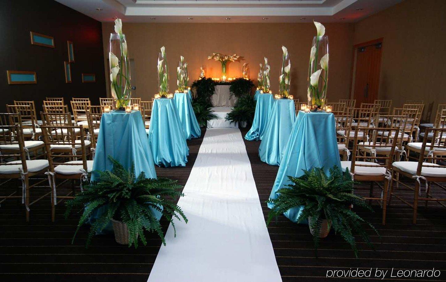 Doubletree By Hilton Chicago - Arlington Heights Hotel Restaurant photo