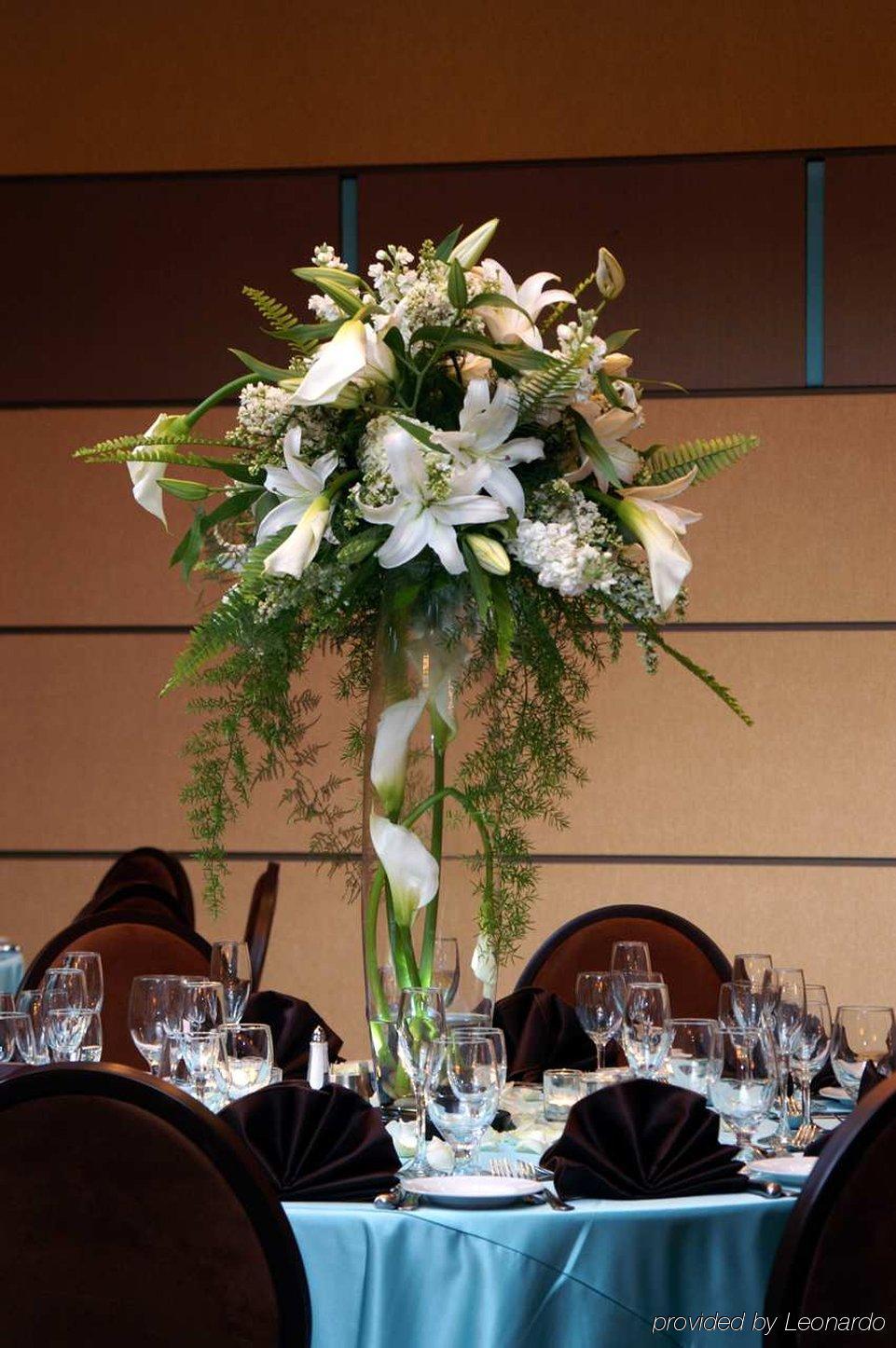 Doubletree By Hilton Chicago - Arlington Heights Hotel Restaurant photo